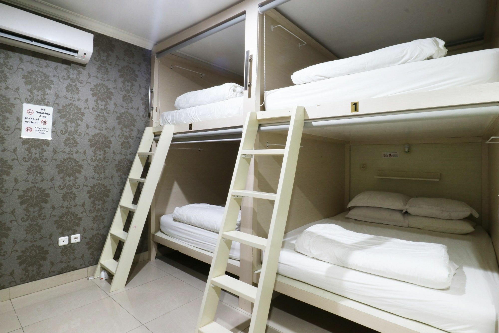 Homiestay جاكرتا المظهر الخارجي الصورة